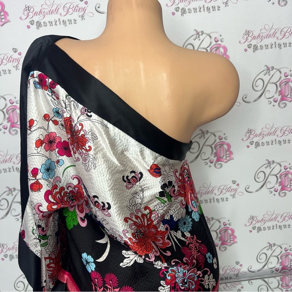 Bebe silk one shoulder bat wing scarf sleeved top shiny metallic multicolor - Picture 12 of 16